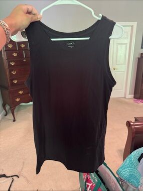 Peach Black Sleeveless Tank Top - Women's Basic